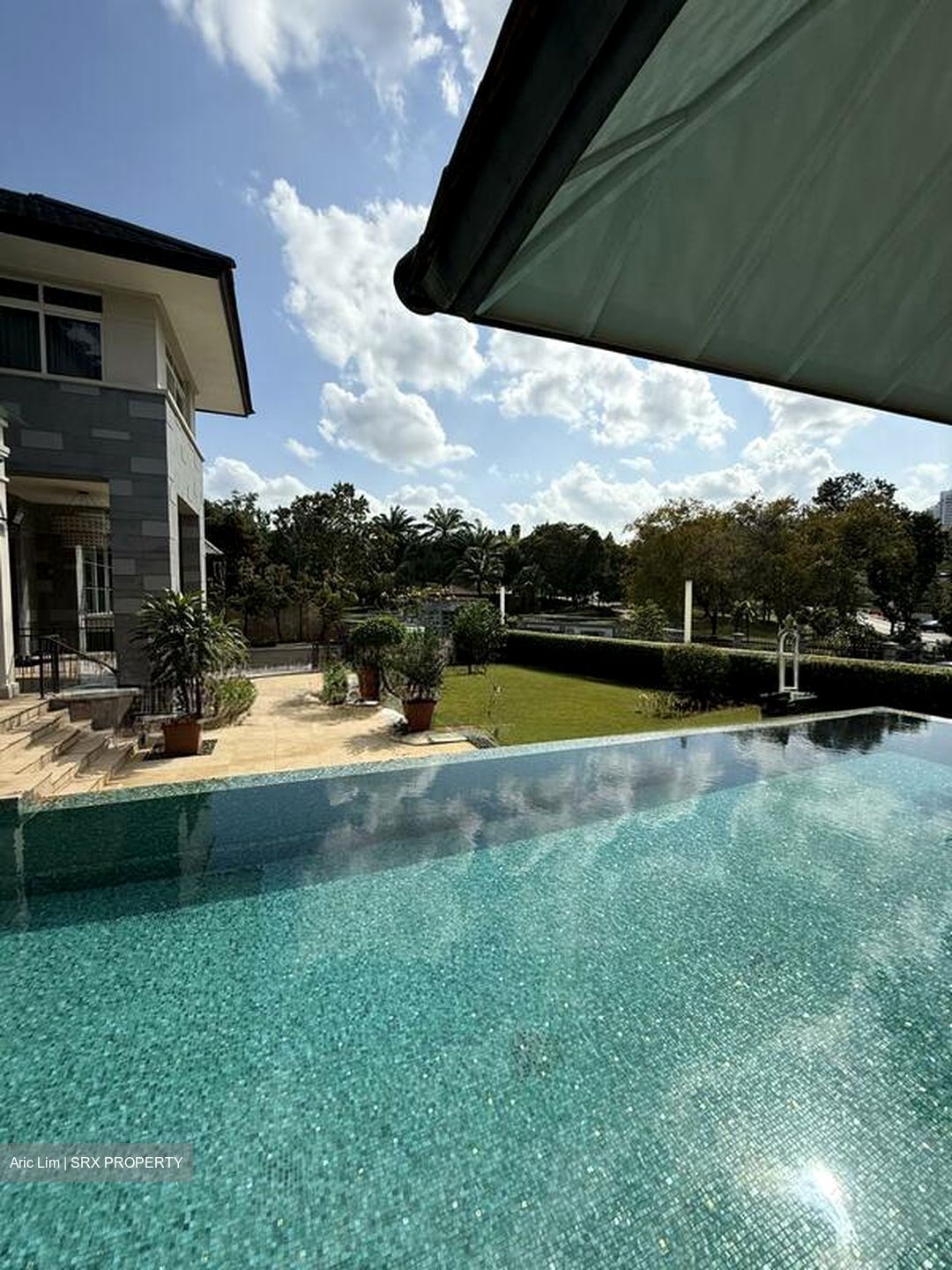 Gallop Park (D10), Detached #523660471